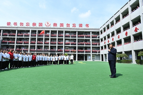 310.jpg